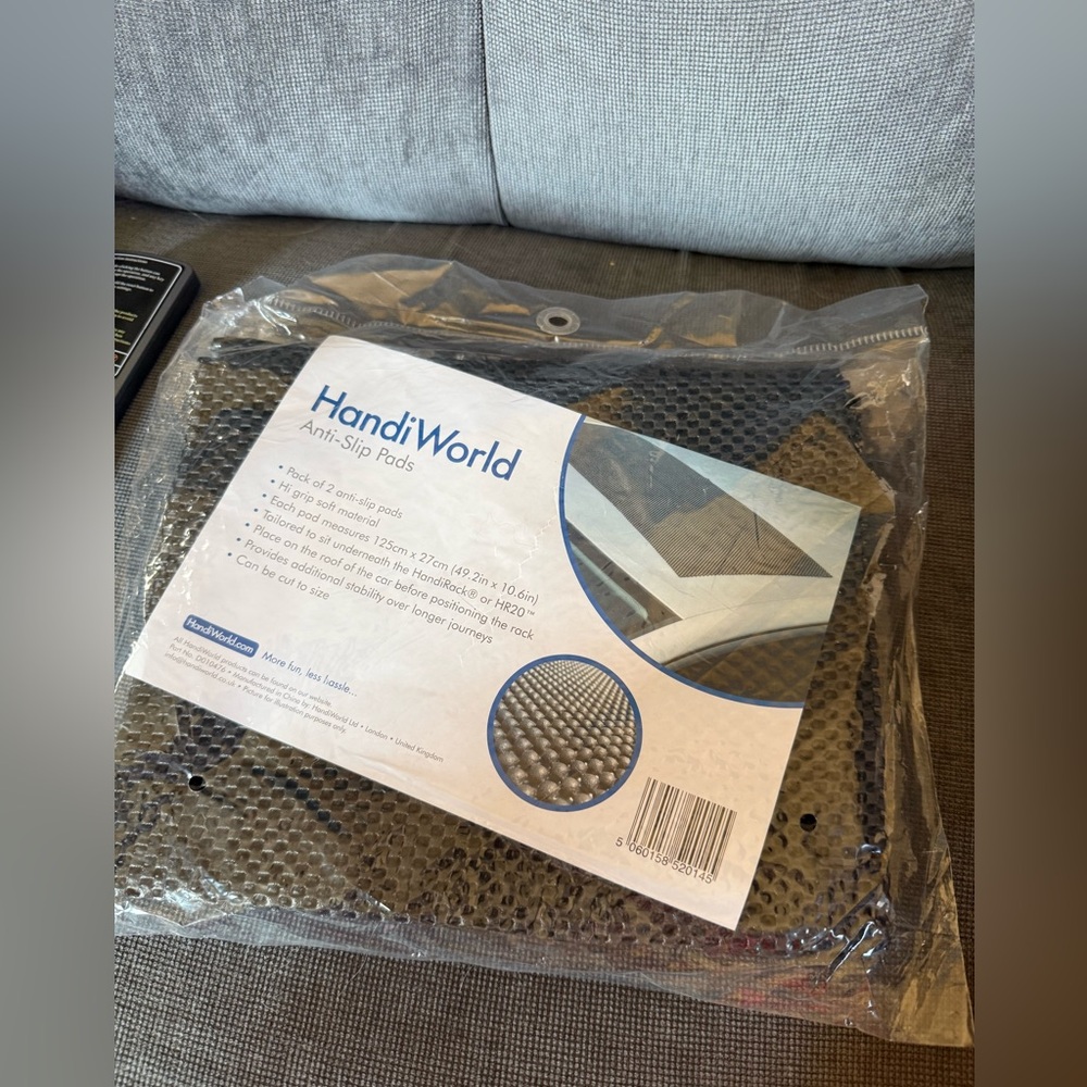 HandiWorld Anti-Slip Pads Pack of 2 Car Travel‎ Roof Rack Fit Size 125cm x 27cm